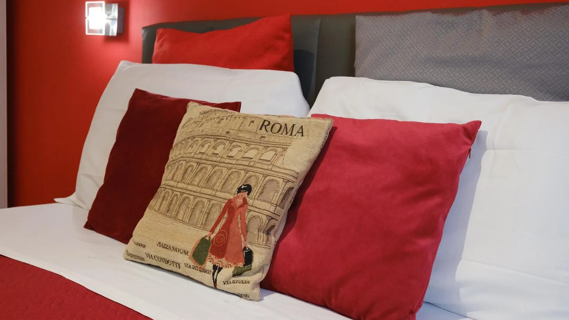 Midnight In Vatican Roma Bed & Breakfast